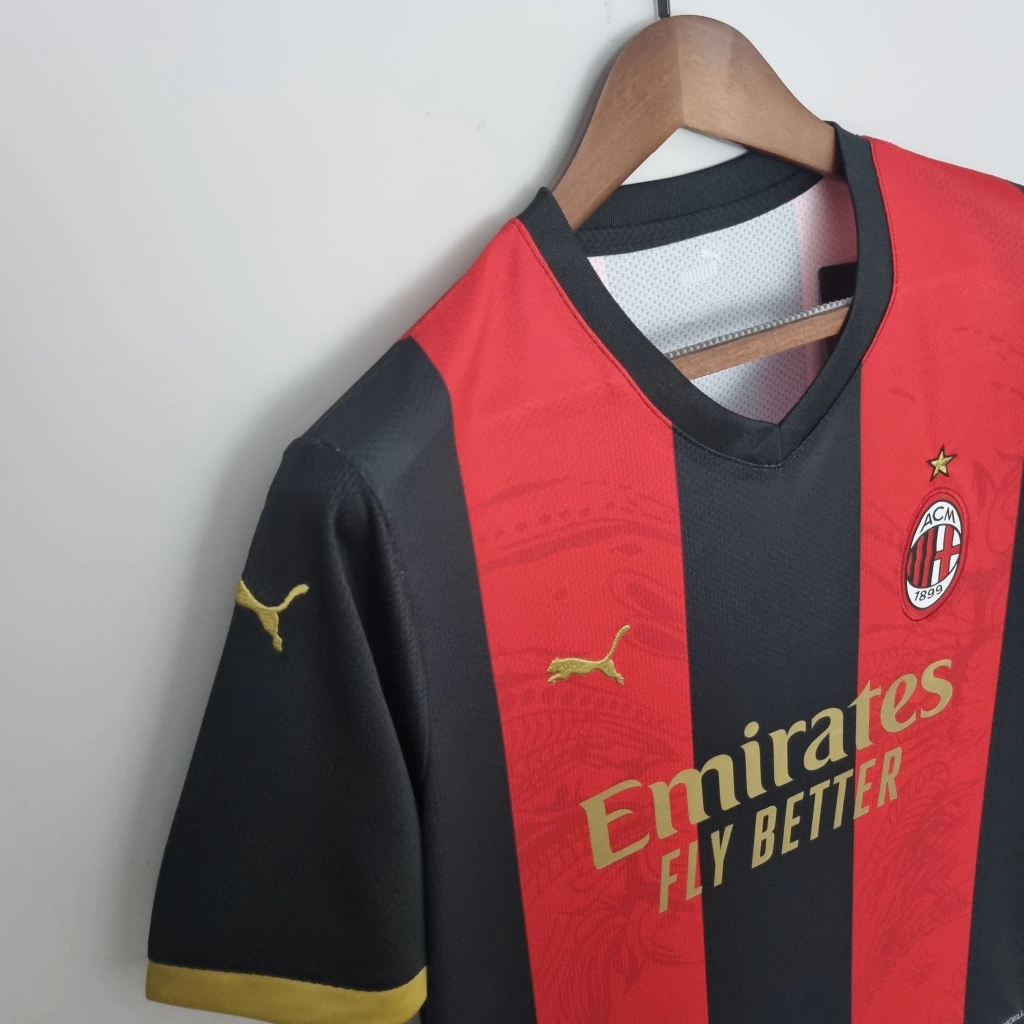 Camisa Milan Edição Especial 22/23 Torcedor Puma Masculina - Vermelha