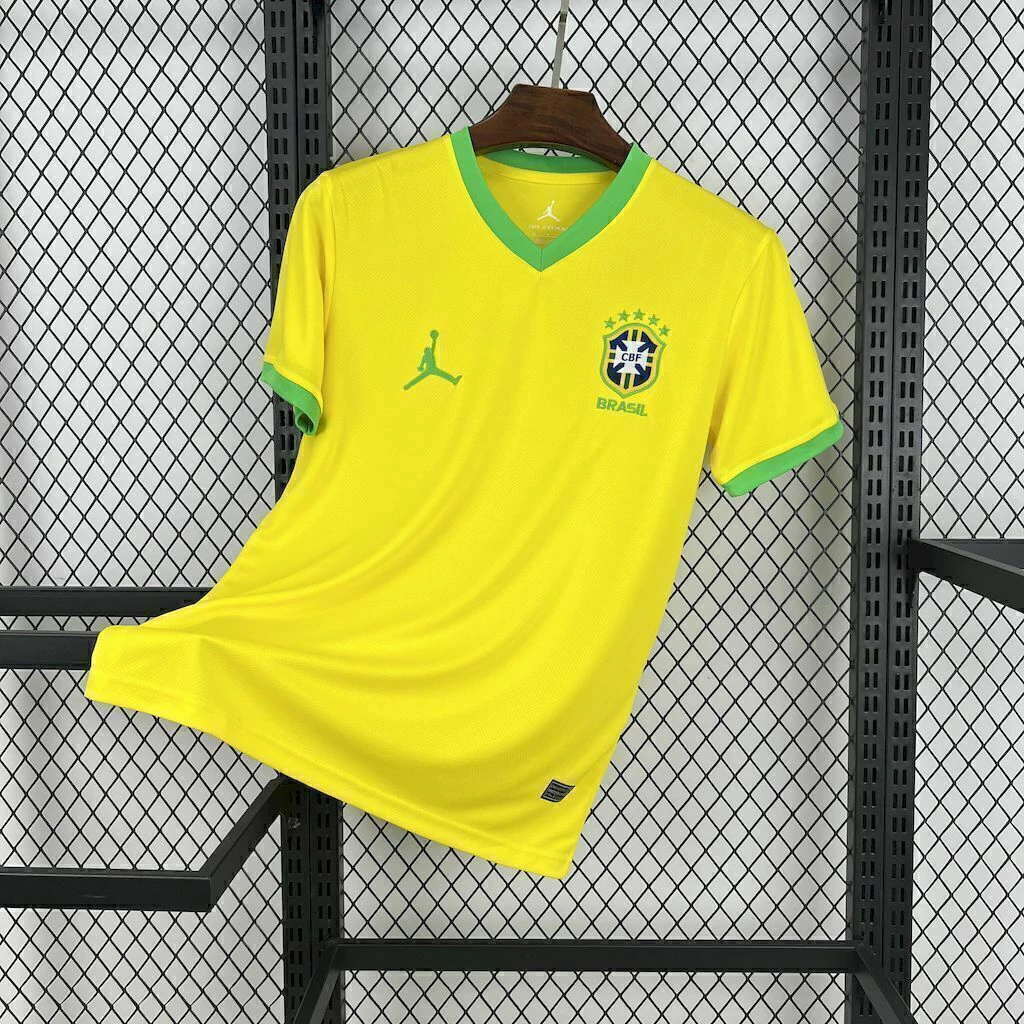 Camisa Seleção Brasil 25/26 Jordan Torcedor Masculino - Amarela